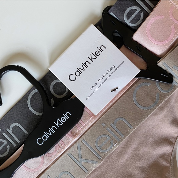 Calvin Klein wide band bralette & 3-pack thong - Picture 6 of 6